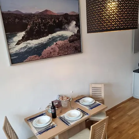 Center With Private Parking Appartement